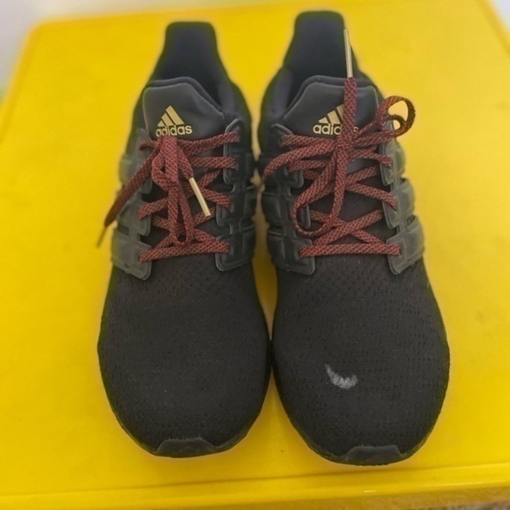 Adidas Ultraboost DNA Men's Running Shoe FW4899 Black and Red Size 11.5